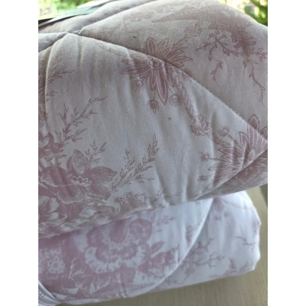 Cabbages king comforter set